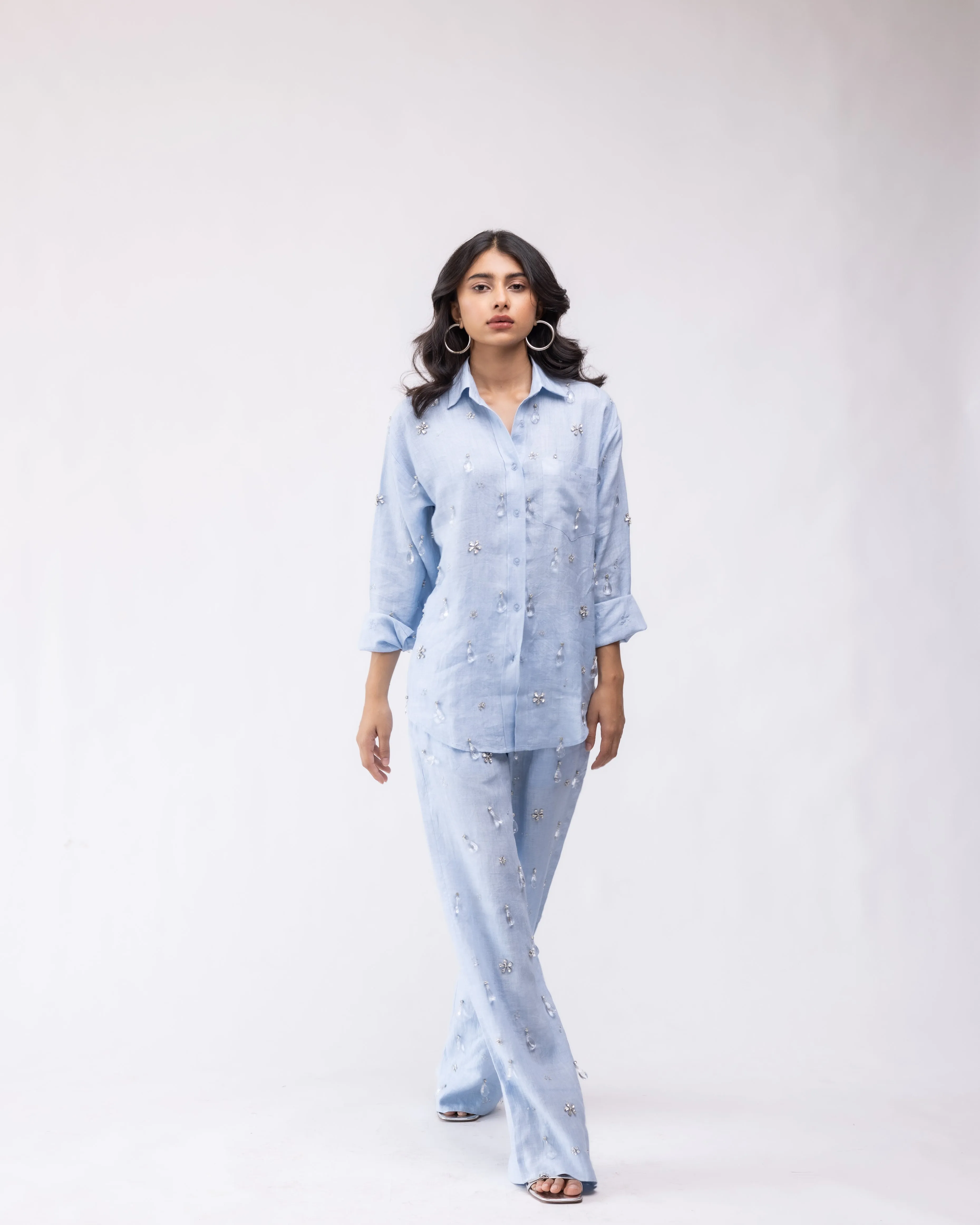 100% linen high-waisted trousers with crystal drop embellishing