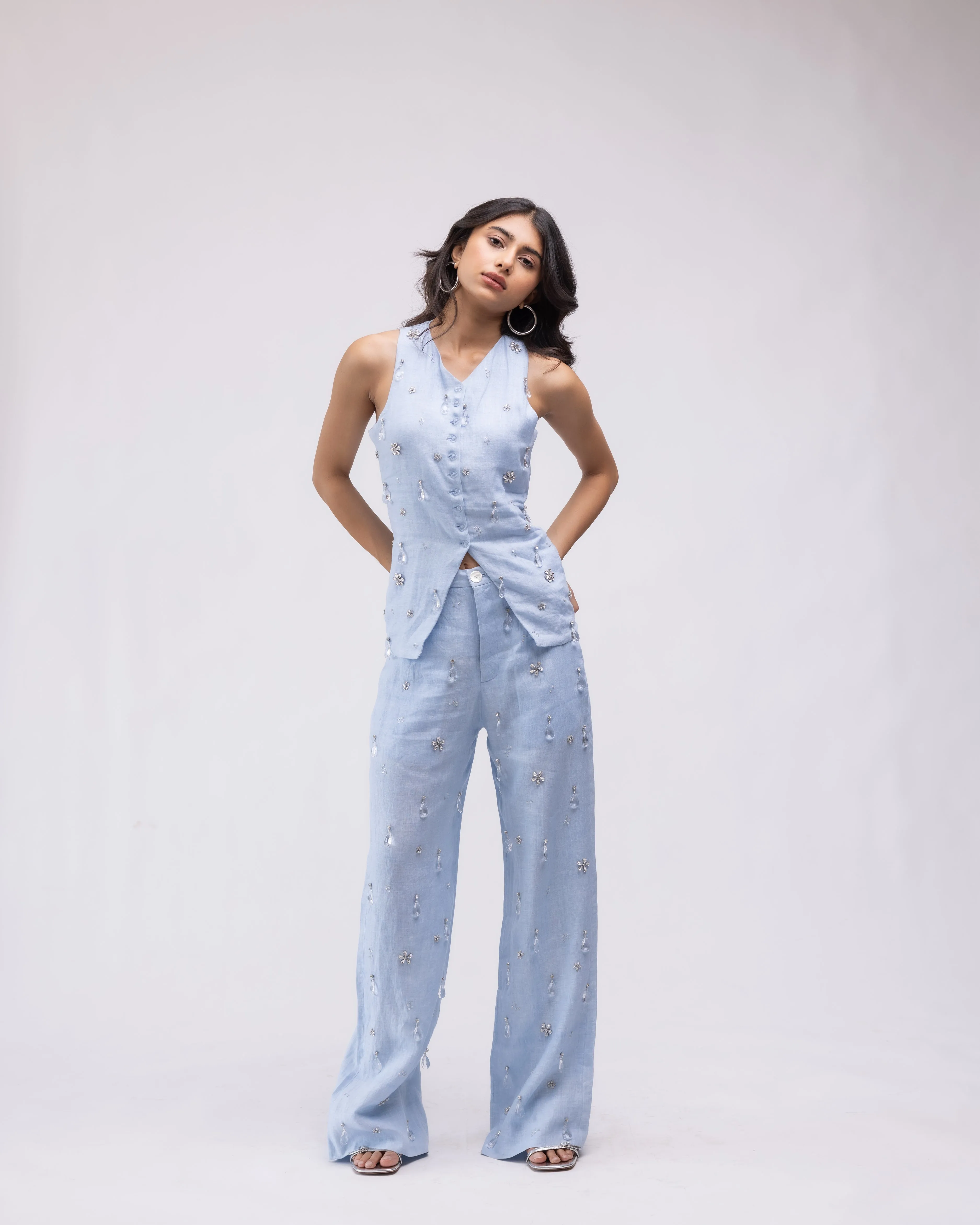 100% linen high-waisted trousers with crystal drop embellishing