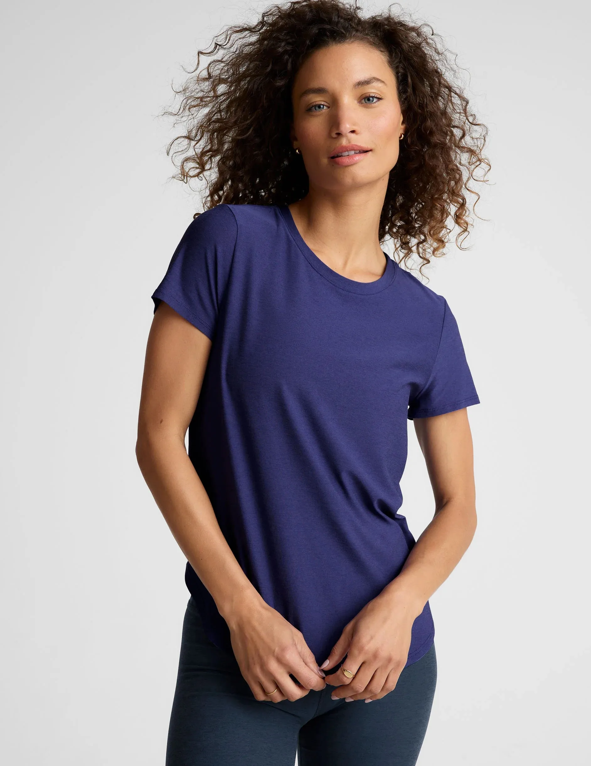 BEYOND YOGA FEATHERWEIGHT ON THE DOWN LOW TEE Eternal Blue Heather
