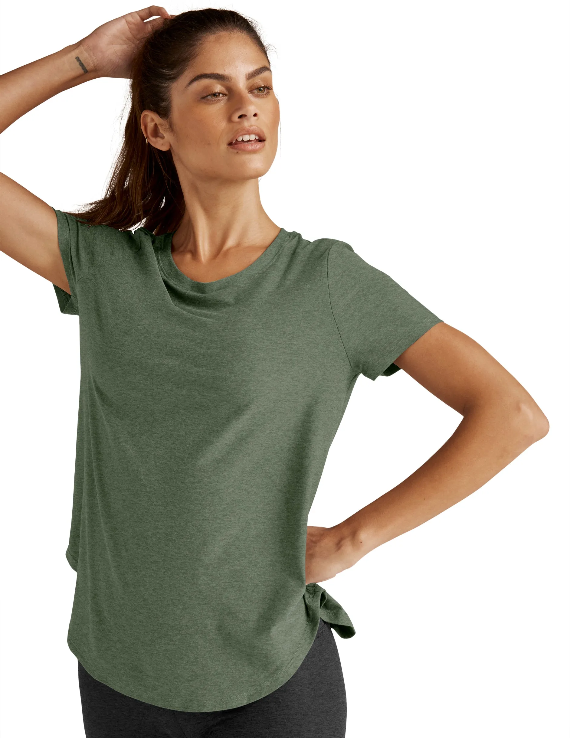 BEYOND YOGA FEATHERWEIGHT ON THE DOWN LOW TEE MOSS GREEN HEATHER