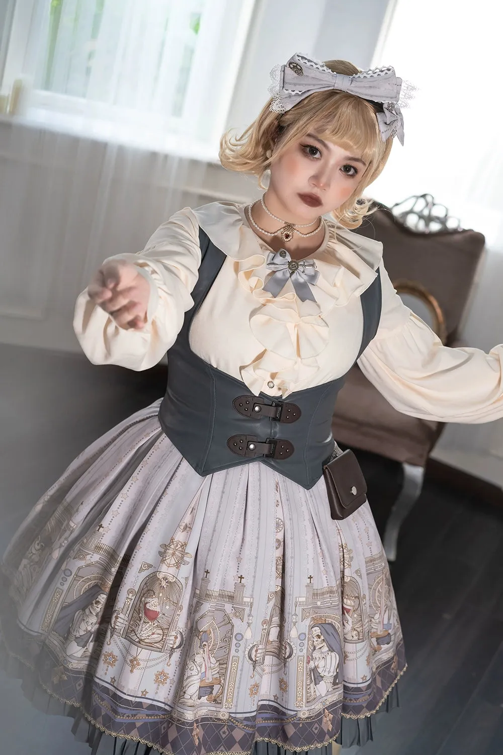 (BFM)Miss Point~Demon Hunting Notes~Elegant Lolita Beige Mutton Sleeve Blouse
