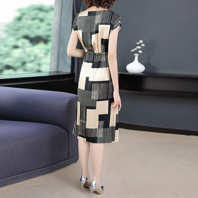 Casual Printed Short Sleeve Thin Dress Summer Elegant Party Dress Plus Size 4XL Fashion V-Neck Adjustable Waist A-Line Dress