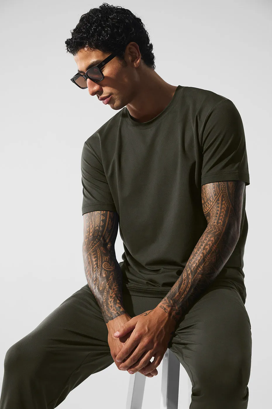 Conquer Reform Crewneck Short Sleeve - Stealth Green