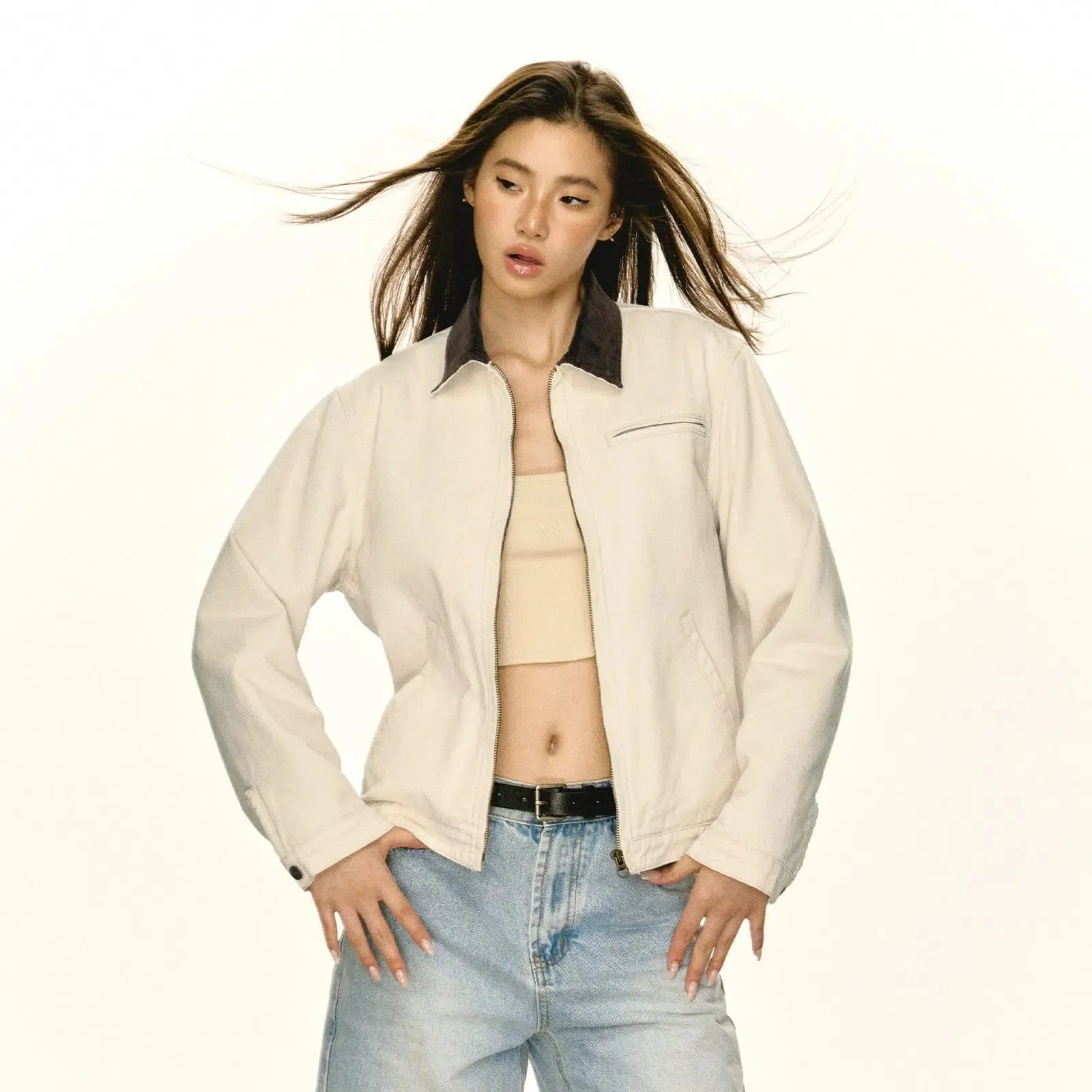 Contrast Collar Sleek Zippered Coat