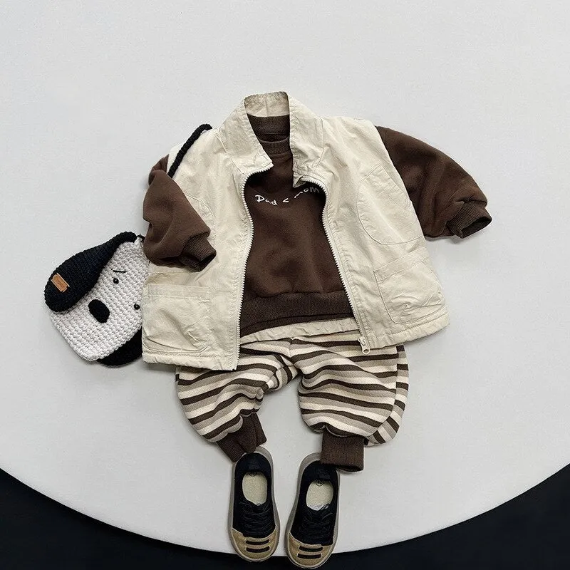 'Dad < Mom' Casual Sweatshirt