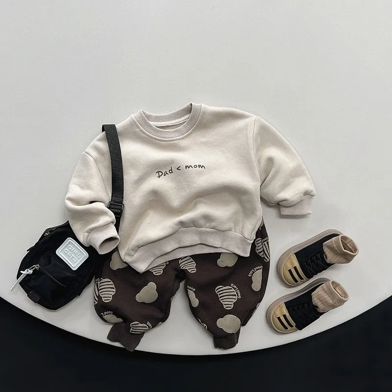 'Dad < Mom' Casual Sweatshirt