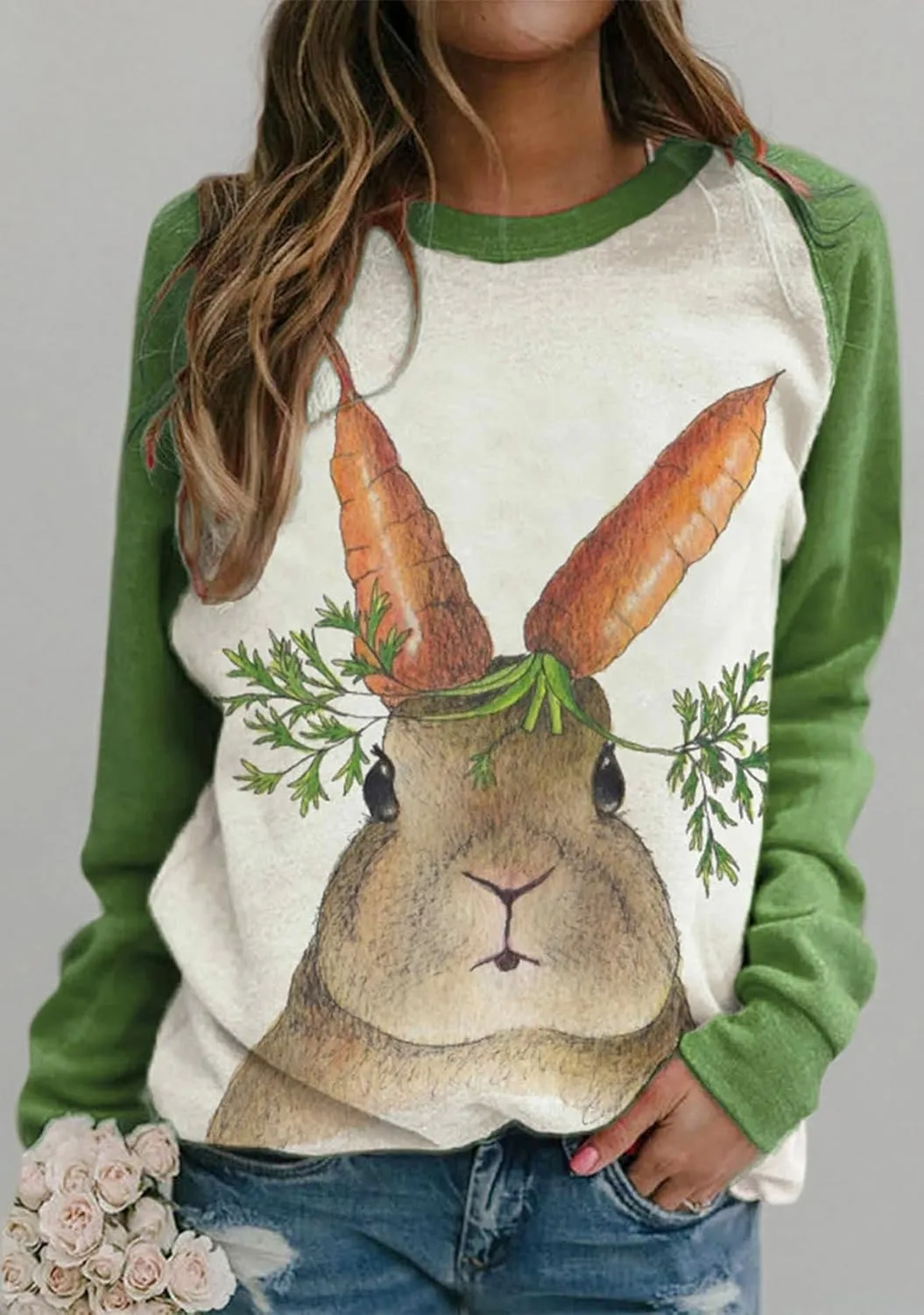 FLITAY Women's Easter Basic Sweatshirt Crew Neck Long Sleeve Sweatshirt Casual Loose Sweatshirt with Rabbit Print