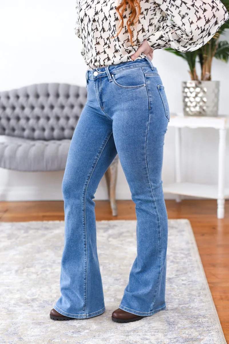 Kris High-Rise Flare Risen Jeans