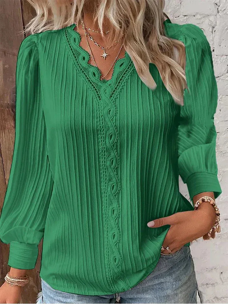 Sophia | Elegant Chiffon Blouse with Delicate Lace Details