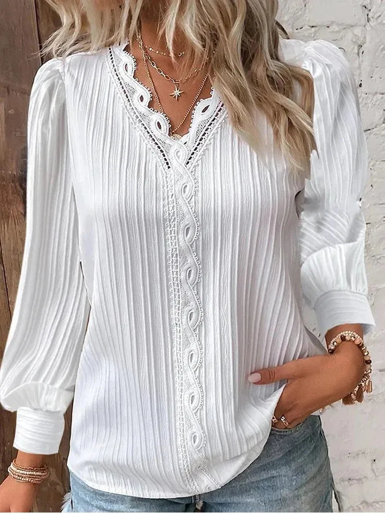 Sophia | Elegant Chiffon Blouse with Delicate Lace Details