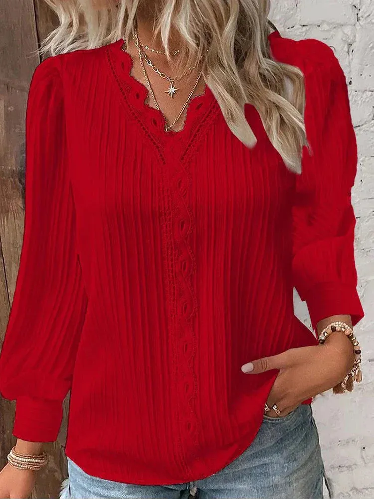 Sophia | Elegant Chiffon Blouse with Delicate Lace Details