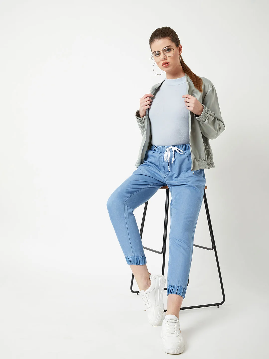 Women's L Blue Regular Length Mid Rise Clean Look Regular Fit Denim Joggers